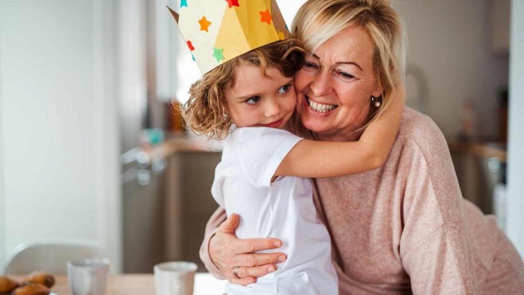 toddler hugging mom