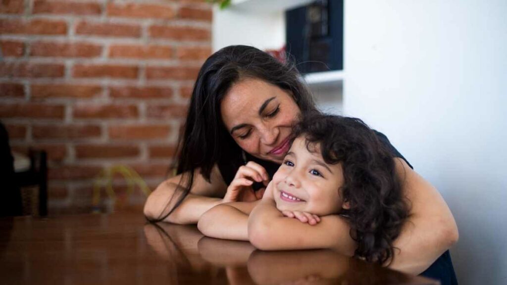 mom and daughter