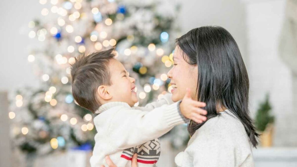 toddler hugging mom (1)